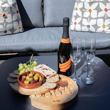 Elliot Oliver - 2 Bedroom Garden Apartment With Parking Τσέλτενχαμ Εξωτερικό φωτογραφία